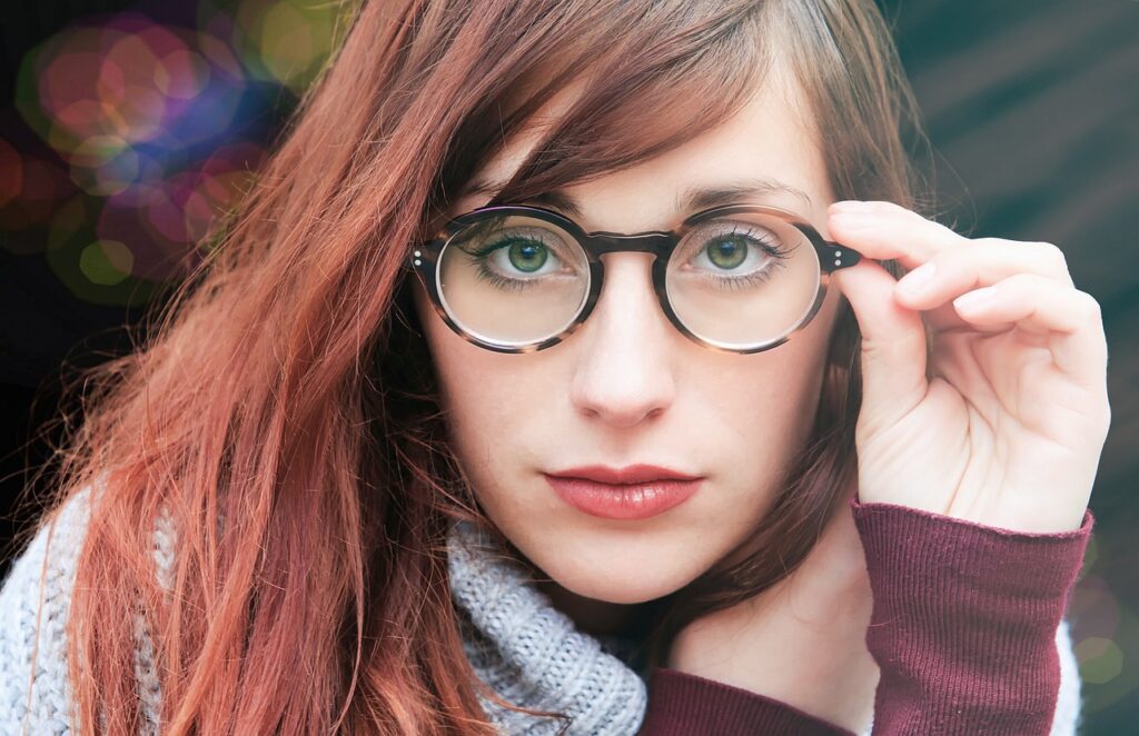 woman, glasses, girl-3426697.jpg